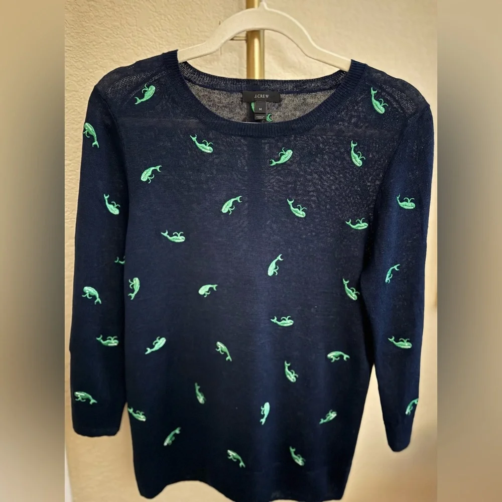 J. Crew 100% Linen Whale Motif Sweater / Navy with Green Whales / Size Medium - Picture 2 of 4